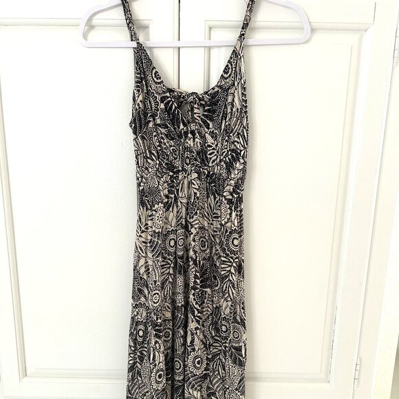 Angie White & Black Tropical Floral Tiered Open Back Maxi Dress - Picture 1 of 7